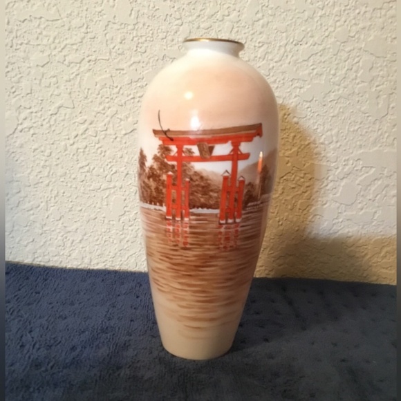 NORITAKE Bone China NIPPON TOKI KAISHA Hand Painted SIGNED Urn/Vase - Picture 1 of 8